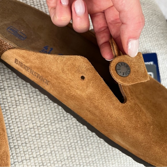 NWT w/ Flaw Birkenstock Women's Boston Soft Footbed Clog in Tan - Picture 4 of 5